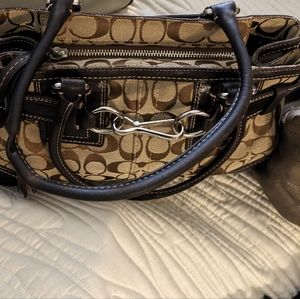 Coach Hamptons Sig Khaki C Chestnut Leather Me